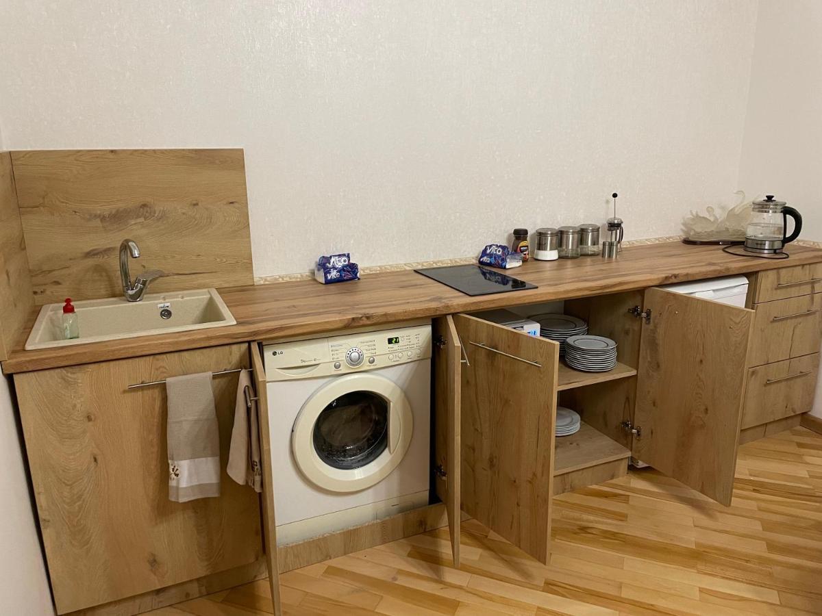 Apartment In City Center Yerevan Bagian luar foto